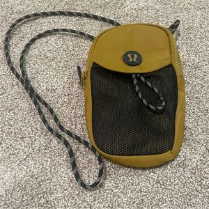 LuLuLemon Small Crossbody Bag
